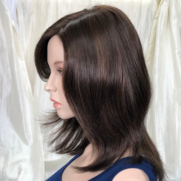 NWT Dark Brown Auburn Layered Shoulder Length Wig - Picture 2 of 8